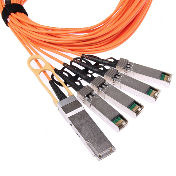 倉庫 AOCブレークアウトケーブル 7m Cisco製品QSFP-4X10G-AOC7M互換  アクティブ光ケーブル C9300 C
